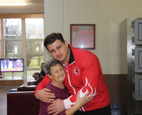 D&Uuml;NYA B&Uuml;Y&Uuml;KLER GREKOROMEN G&Uuml;REŞ ŞAMPİYONU MİLLİ SPORCU,  İBB DAR&Uuml;LACEZE&rsquo;DE &ndash; Image 9