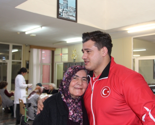 D&Uuml;NYA B&Uuml;Y&Uuml;KLER GREKOROMEN G&Uuml;REŞ ŞAMPİYONU MİLLİ SPORCU,  İBB DAR&Uuml;LACEZE&rsquo;DE &ndash; Image 5