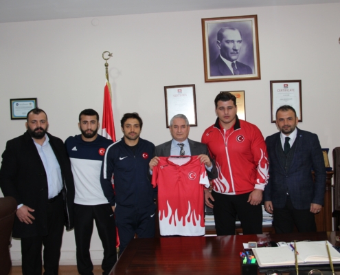D&Uuml;NYA B&Uuml;Y&Uuml;KLER GREKOROMEN G&Uuml;REŞ ŞAMPİYONU MİLLİ SPORCU,  İBB DAR&Uuml;LACEZE&rsquo;DE &ndash; Image 3